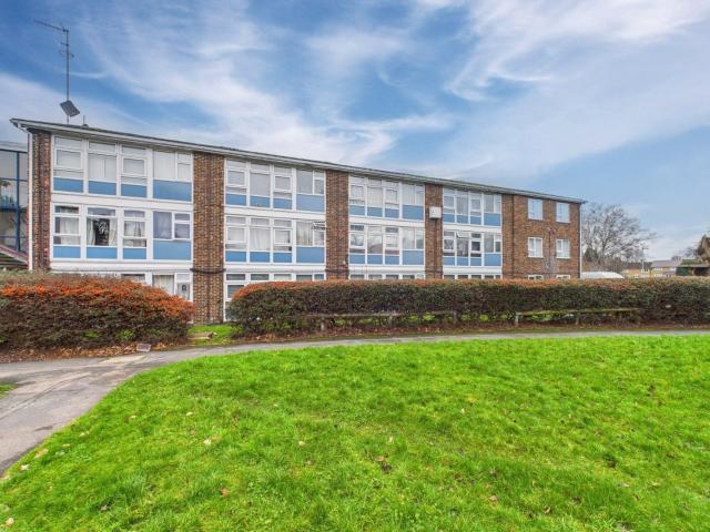 Flat to Rent in Bracknell Lancaster House BRL190114