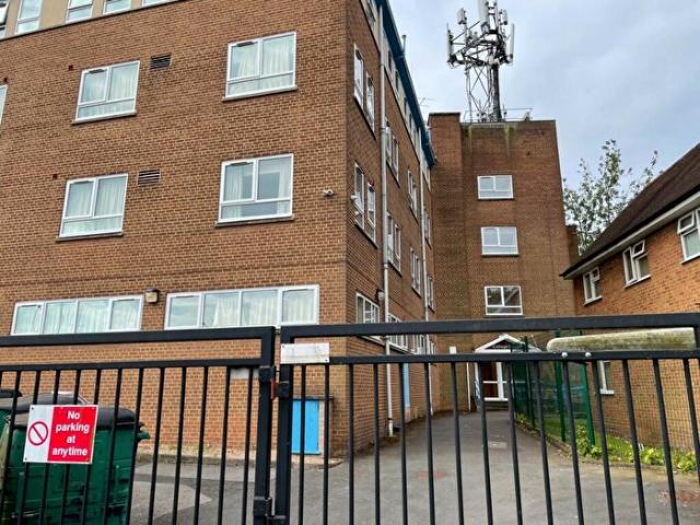 Flat To Rent In Bridge Road, Alum Rock, Birmingham, B8