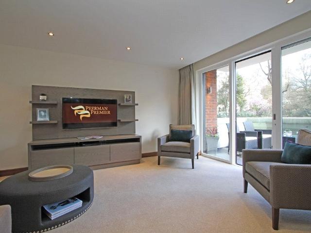 Flat to rent in London, Ennismore Gardens, SW7: Kensington & Chelsea: KNI210070