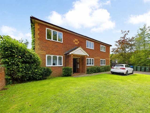 Flat to Rent in Sandhurst Manuka Court PRC190080