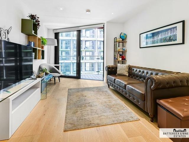 Flat to rent in Riverlight Quay, London, SW11