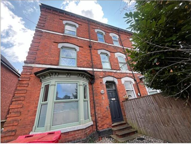 Flat To Rent In Woodhurst Road, Moseley, B13