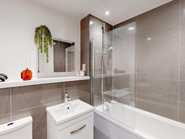 Flat To Rent In Wellington Quarter, Wellington Street, Leicester, LE1