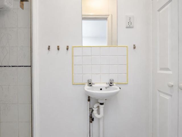Flat to rent in Upper Richmond Road West, East Sheen, SW14 | James Anderson