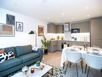 Flat to rent Lowfield Street, Dartford, DA1