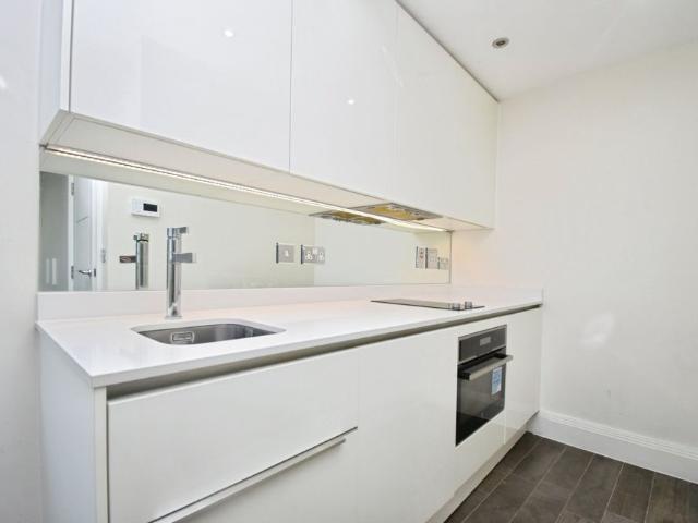 Flat to rent London Road, Bromley, BR1
