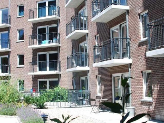 Flat to rent: Place regnier au long col 1, 7000 Mons on Realo