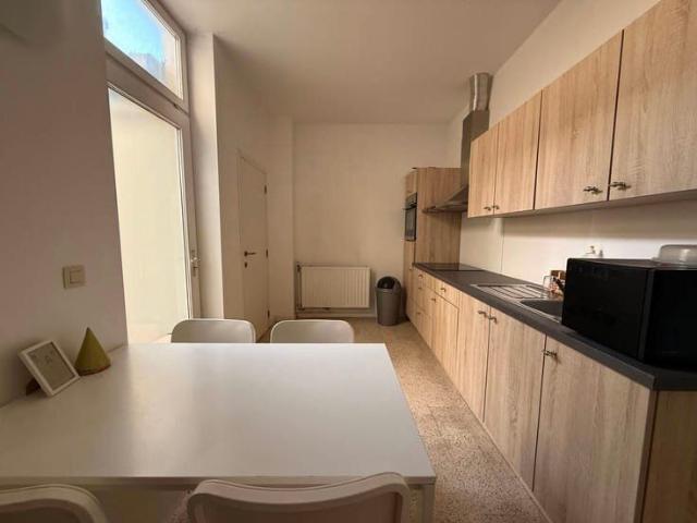 Flat to rent: Rue du grand jour 21, 7000 Mons on Realo