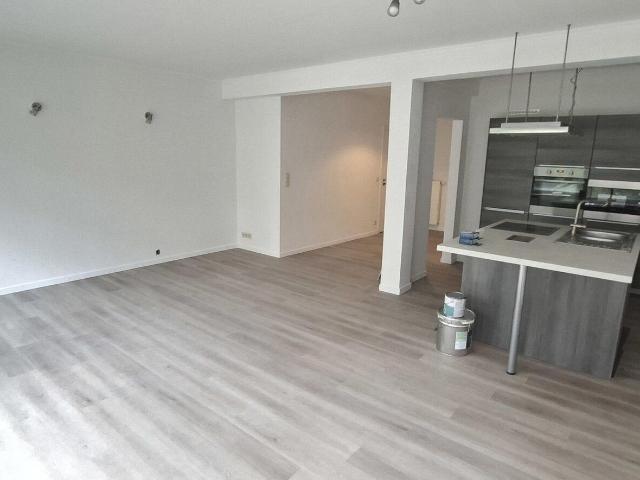 Flat to rent: Rue du parc 67, 7100 La Louvière on Realo