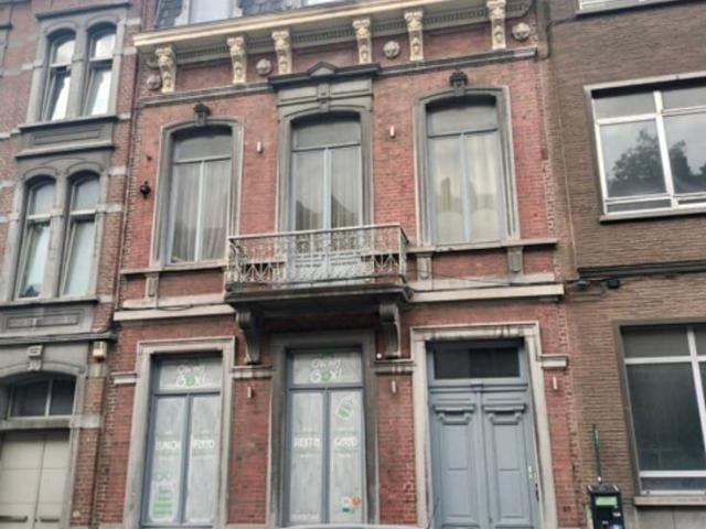 Flat to rent: Rue de montigny 93 1, 6000 Charleroi on Realo