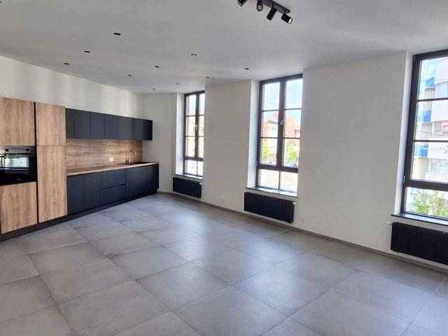 Flat to rent: Rue de la loi 2, 7100 La Louvière on Realo