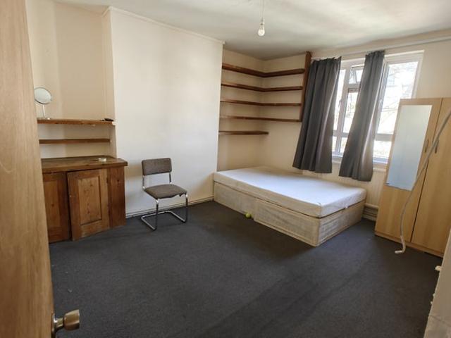 Flat to rentBethnall green