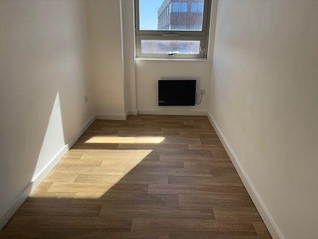 Flat, Unity House, Stuart Street, Luton LU1, 2 bed flat to rent, £1,000 pcm | PrimeLocation