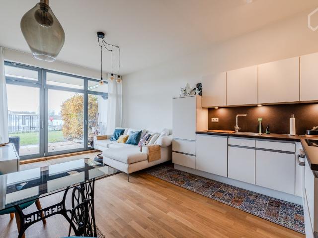 Flat with private river view in Köpenick, Berlin, Berlin Amsterdam Apartments for Rent