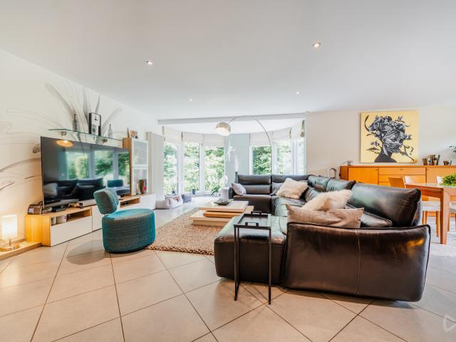 Flat with three bedrooms in Embourg