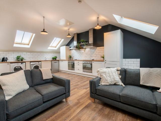 Flat X, The Hosiery Factory, Leicester LE1, 8 bed property to rent, £520 pppm | PrimeLocation