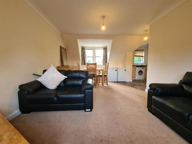 Flat 14, Terrill Close, Huntingdon PE29, 2 bed flat to rent, £1,195 pcm | PrimeLocation