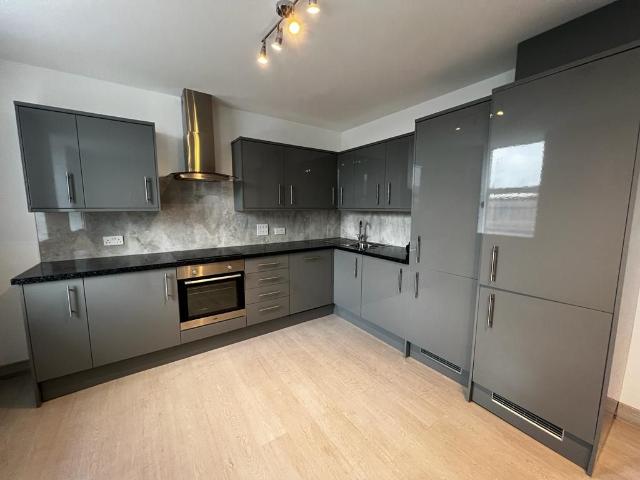 Flat 14, 11 Hempstalls Lane ST5, 1 bed flat to rent, £750 pcm | PrimeLocation