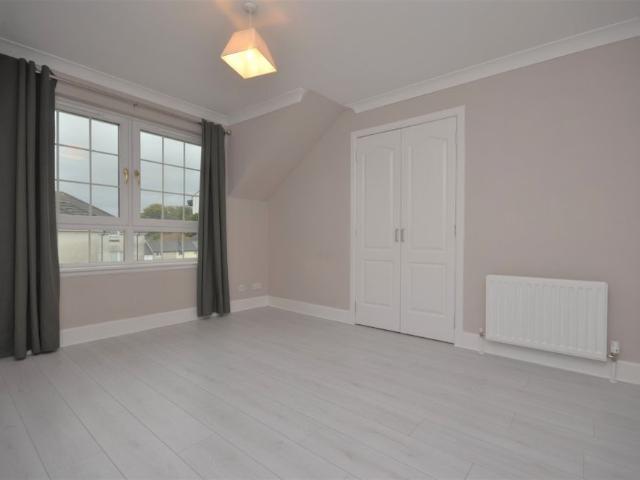 Flat 16 Braid Avenue