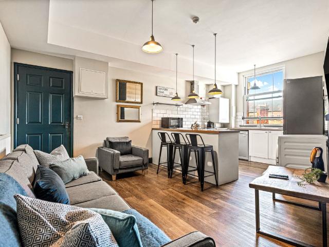 Flat 16, Shoe & Boot Factory, Leicester LE2, 5 bed property to rent, £541 pppm | PrimeLocation