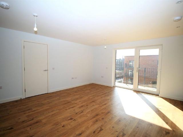 Flat 16, 24 Pillans Place