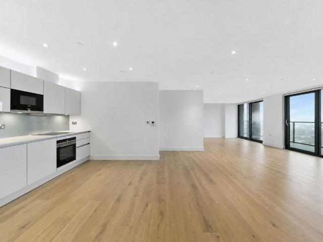 Flat 1903, Heritage Tower, London E14, 2 bed flat to rent, £3,850 pcm | PrimeLocation