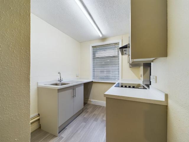 Whaddon Road, Cheltenham GL52, 1 bed flat to rent, £875 pcm | PrimeLocation