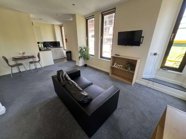 Flat 10, Gladstone Buildings, 1 St James Row, S1 2EU