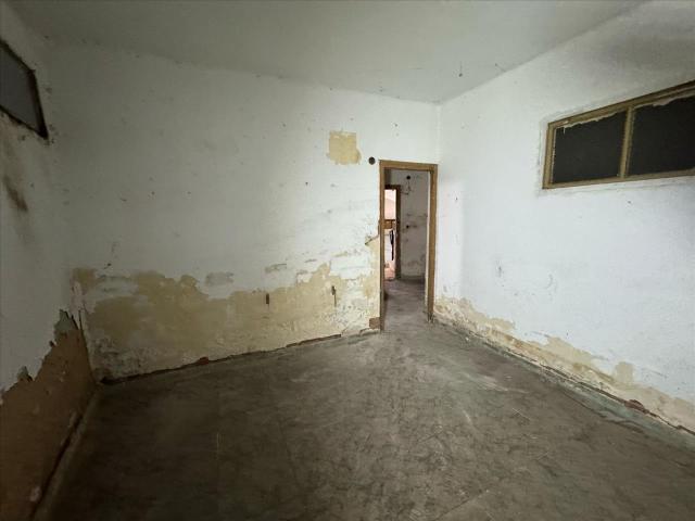 Piso en venta en Albelda de Iregua, La Rioja en Calle Javier Camara