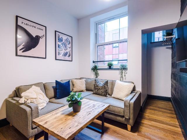 Flat 12, Shoe & Boot Factory, Leicester LE2, 4 bed property to rent, £472 pppm | PrimeLocation