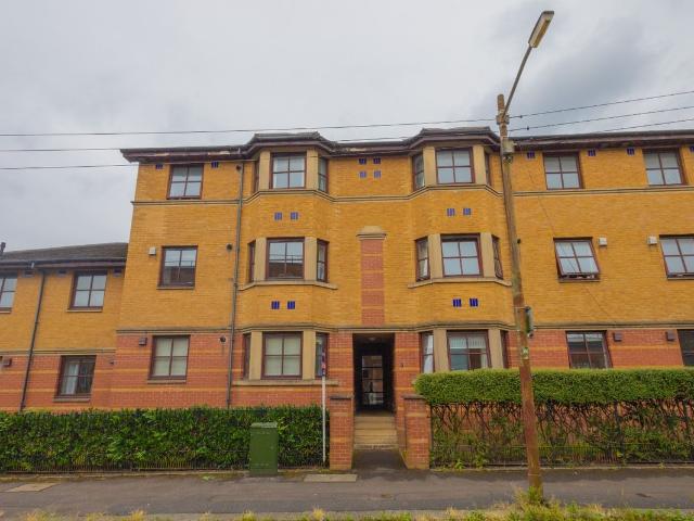 Flat 1/2, 3, Malloch Street, Glasgow G20, 2 bed flat to rent, £1,100 pcm | PrimeLocation