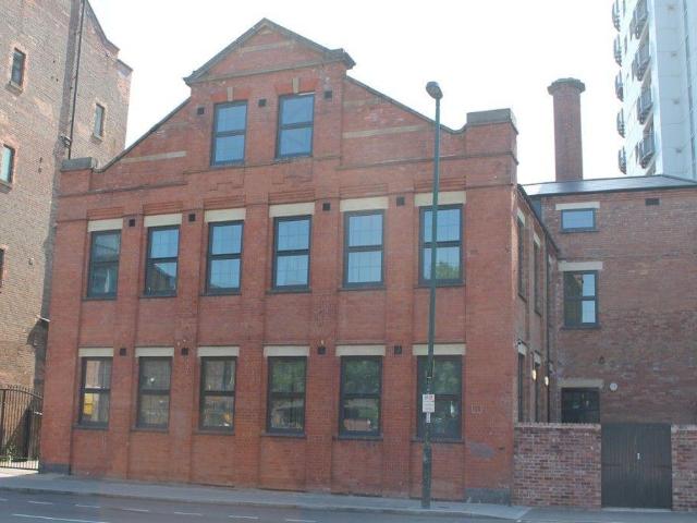 Flat 13, Byron Works, 106 Lower. Studio to rent £845 pcm £195 pw
