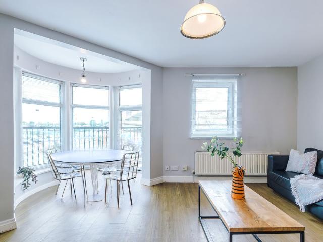 Flat 13, Lowry House, Manchester M14, 5 bed property to rent, £676 pppm | PrimeLocation