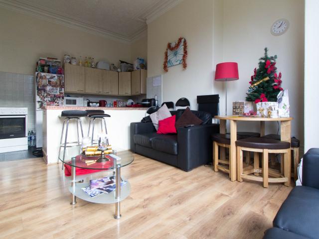 Flat 1, 14 KELSO ROAD Leeds LS2 9PR