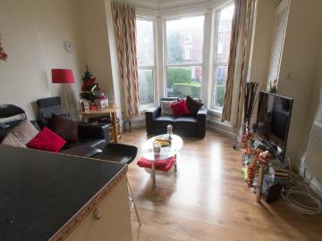 Flat 1, 14 KELSO ROAD Leeds LS2 9PR