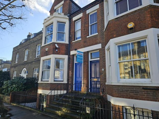 Flat 1, 24 Newmarket Road, Cambridge CB5, Studio to rent, £1,150 pcm | PrimeLocation