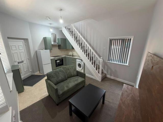 Flat 1, 29 Mount Street, 1 bedroom, Apartment