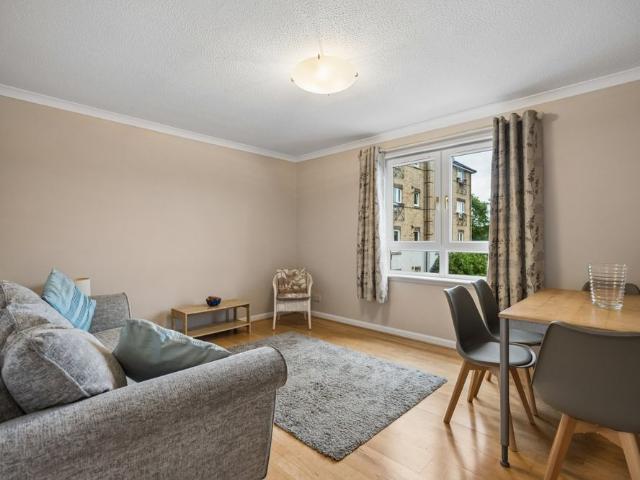 Flat 1 2 Innellan Gardens