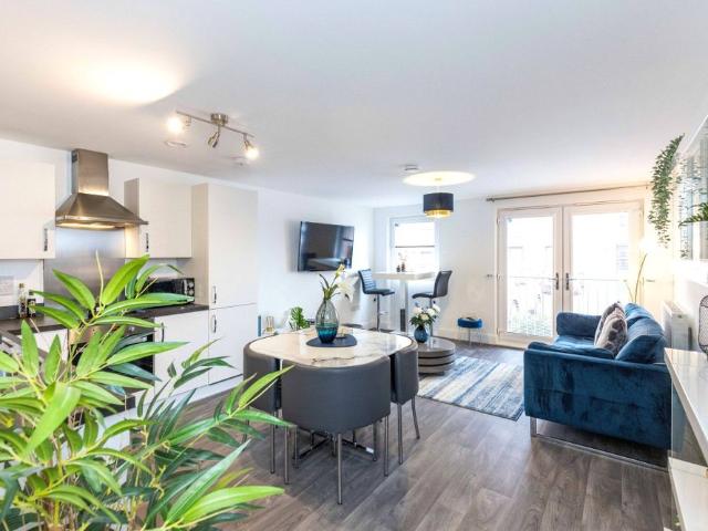 Flat 1, 6 Haig Lane