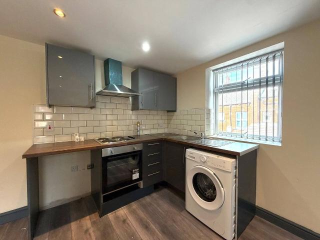 Flat 1, 79 Milan Road LS8, 1 bed flat to rent, £700 pcm | PrimeLocation
