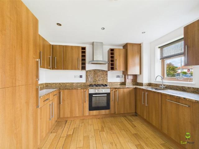 Flat 1 Library Court, 168, Mayplace. 2 bed ground floor flat to rent £1,700 pcm £392 pw