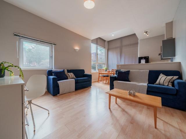 Flat 1, Mayfair Court, Manchester M14, 1 bed property to rent, £1,018 pppm | PrimeLocation