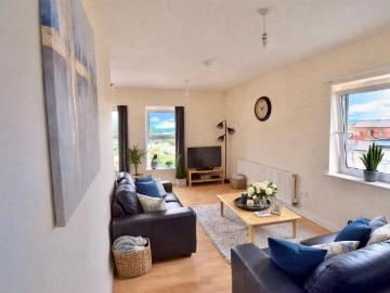 Flat 1a Broom Street 3 bed flat to rent £1,235 pcm £285 pw