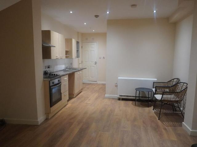 Flat 1A, 47 Borough Road, Middlesbrough TS1, 2 bed flat to rent, £645 pcm | PrimeLocation
