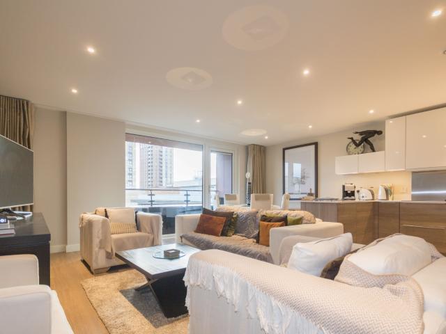 Flat 28, London, SE16