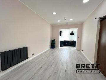 Flat 2, 13 Victoria Place, Haverfordwest, Pembrokeshire. SA61, 1 bed flat to rent, £600 pcm | PrimeLocation