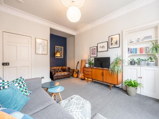 Flat 2 1 Cathcart Road