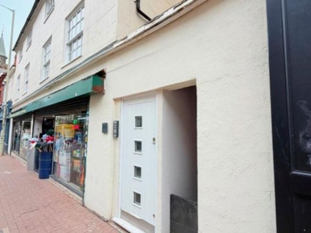 206 Wolverhampton Street, Dudley, 1 Ed DY1, 1 bed flat to rent, £895 pcm | PrimeLocation