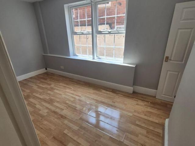 Flat 2, 53B Moorgate, Retford DN22, 1 bed flat to rent, £595 pcm | PrimeLocation