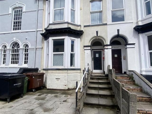 Flat 2, 8 Bank Squaresouthport PR9, Studio to rent, £475 pcm | PrimeLocation